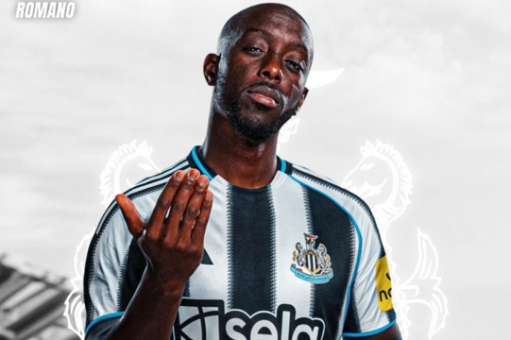 接替伊萨克！官方：纽卡签下布伦特福德前锋维萨，转会费5500万镑