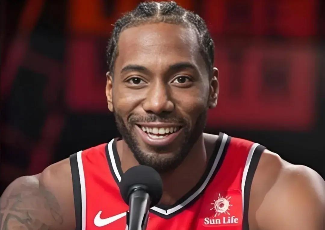 算上阴阳合同，伦纳德场均收入110万！远超詹库约，全联盟仅输1人